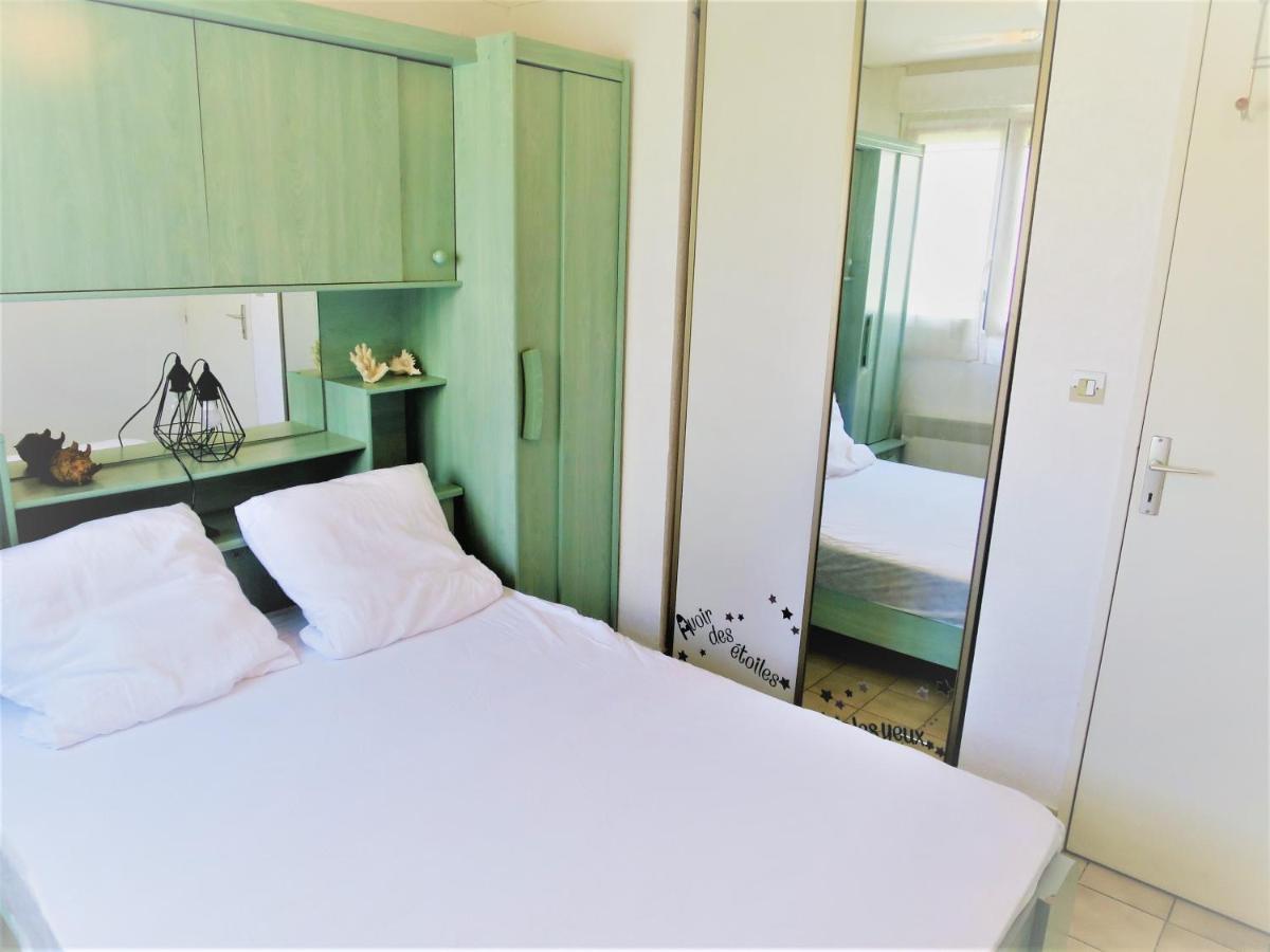Appartement Port Frejus Avec Loggia Et Acces Plages A Pieds Εξωτερικό φωτογραφία